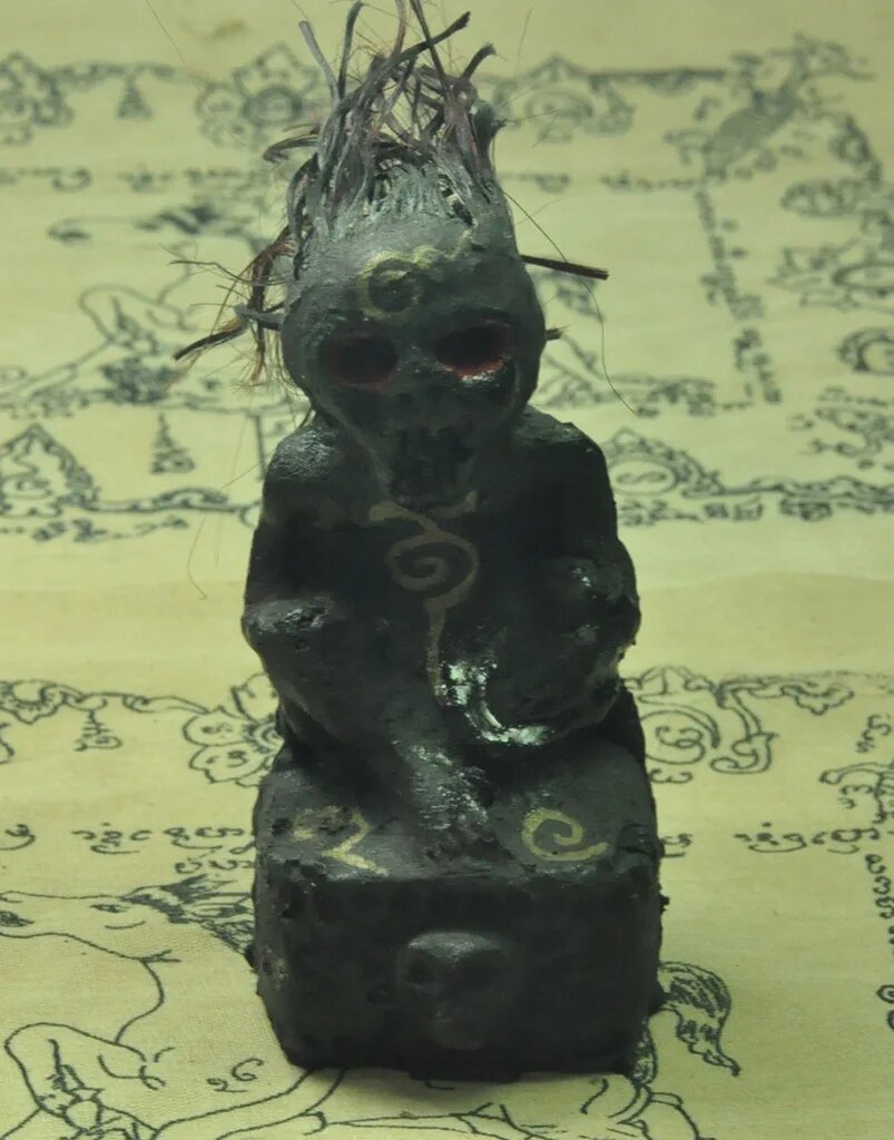 Haunted Spirit ghost witchcraft Black Magic sorcery Occult Amulet