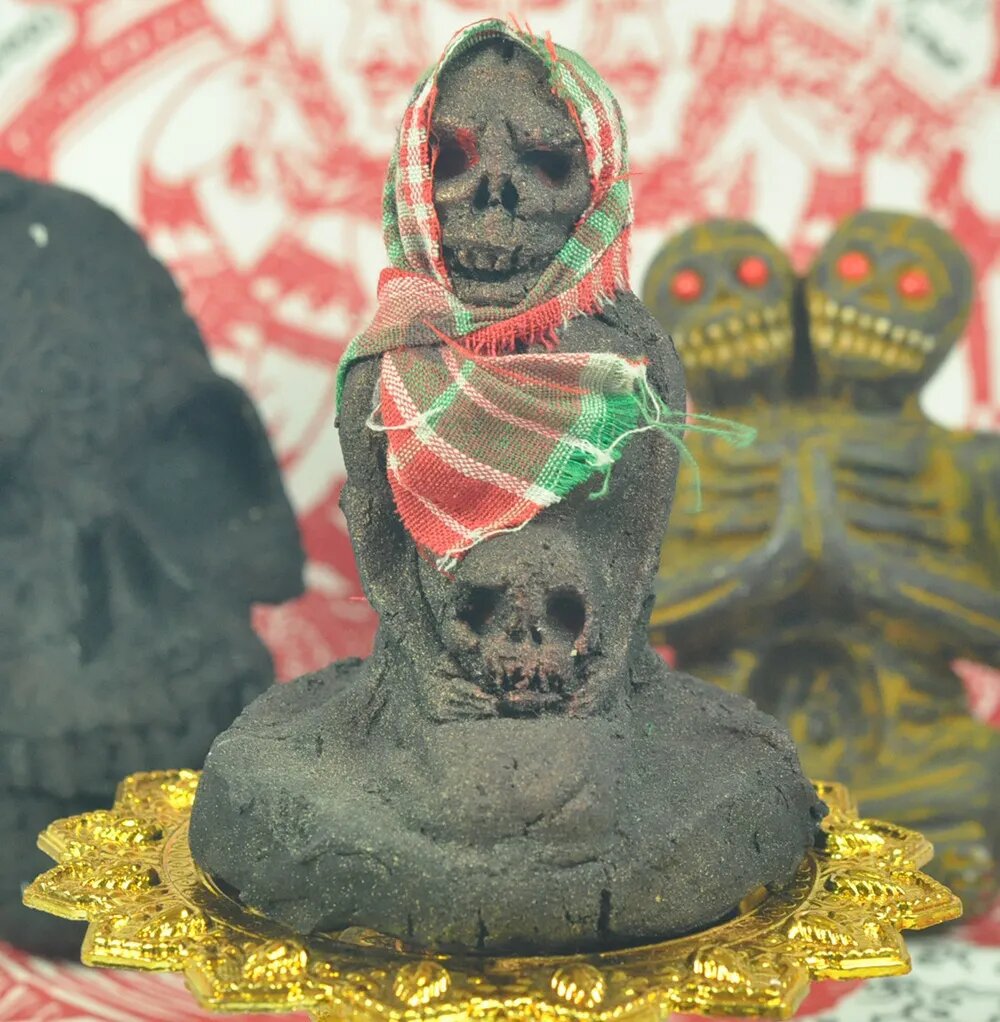 Haunted Whispering Ghost Spirit witchcraft Black Magic sorcery Voodoo Occult Amulet