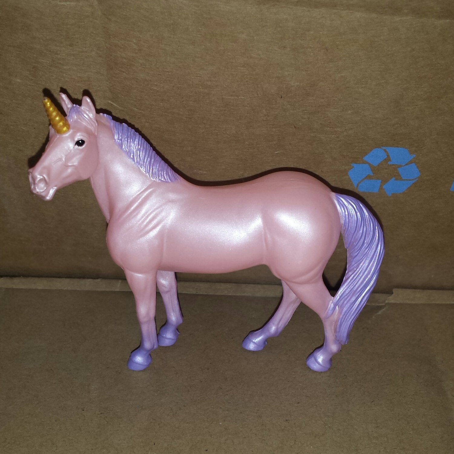 Breyer horse stablemate Unicorn pink blue