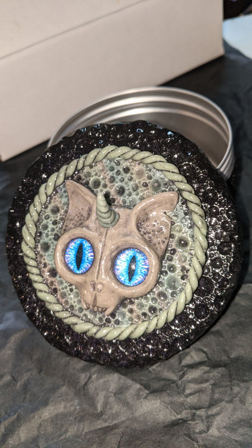 Unicorn Cat (glow in the dark ) metal container - large [0014}