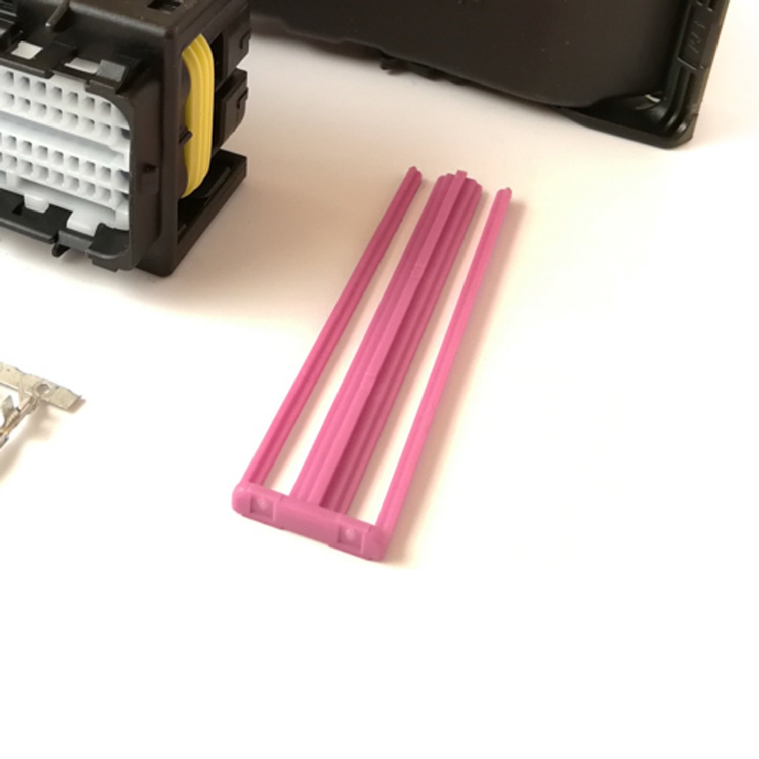 Bosch ECU Connector Plug Terminals ECM Housing Repair Pins Socket 96