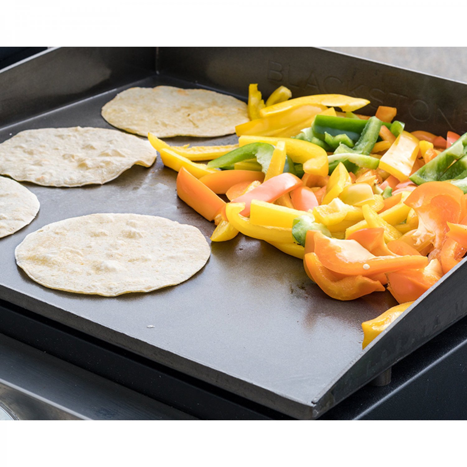 Blackstone Duo 17 Griddle And Charcoal Grill Combo 