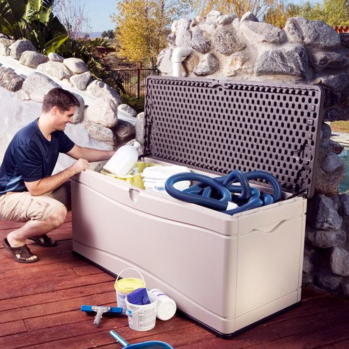 Lifetime HeavyDuty 130 Gallon Plastic Deck Box