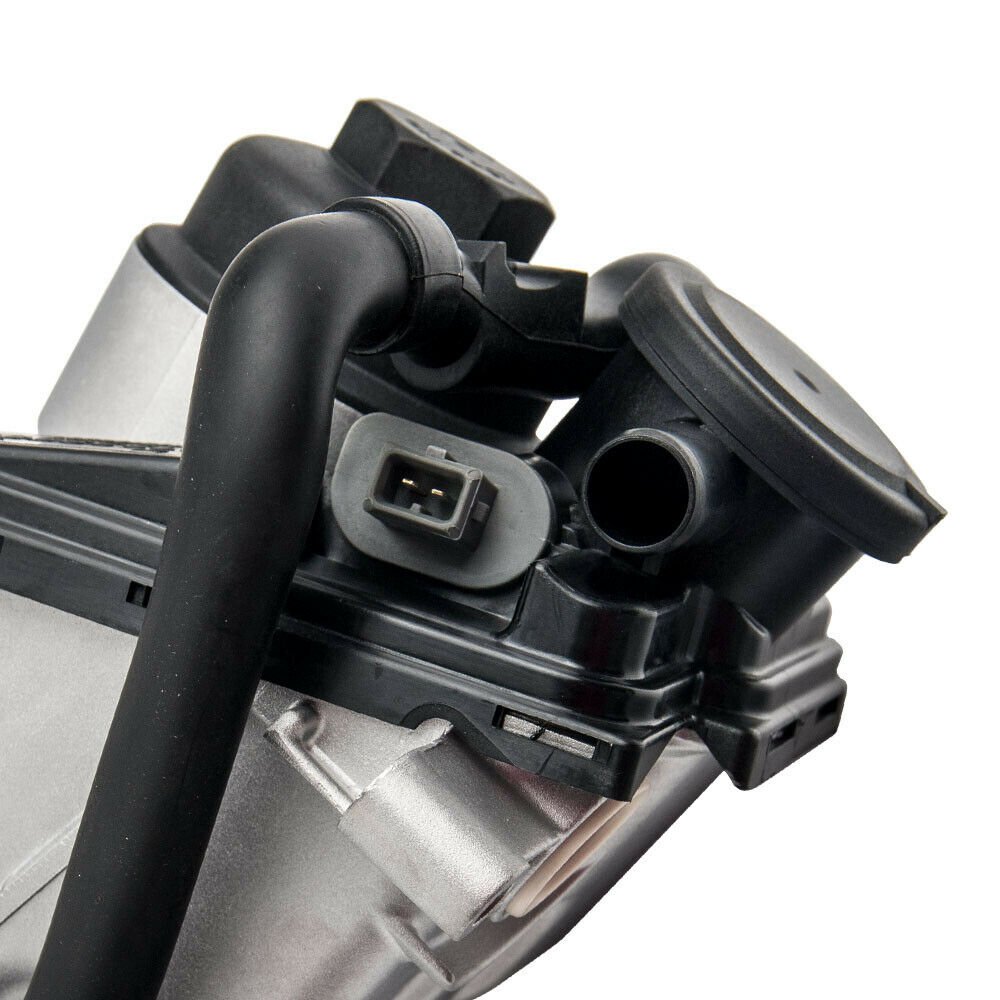 Oil Filter Housing for Toyota 20052016 l4 2.7L Petrol Crew Cab