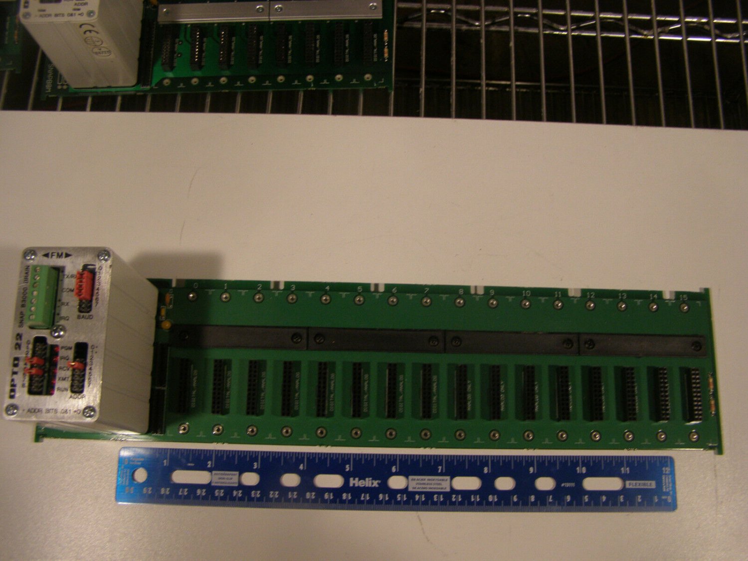 OPTO22 SNAP B3000 ANALOG DIGITAL BRAIN + SNAP B16M 16 SLOT CHASSIS RACK