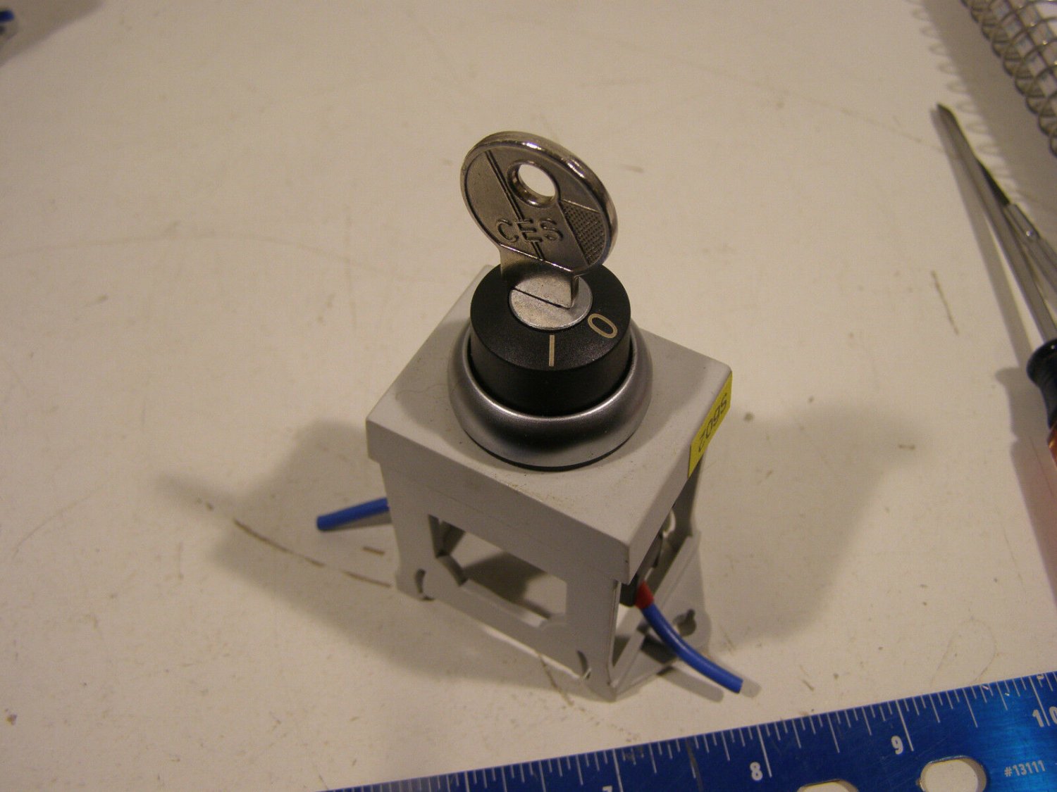 Moeller M22-CK10 Key Switch 10A@600VAC  60 Day Warranty + Free Shipping