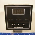 Omega Digital Temperature Controller CN8121-R1 Range 0-999F FREE SHIPPING