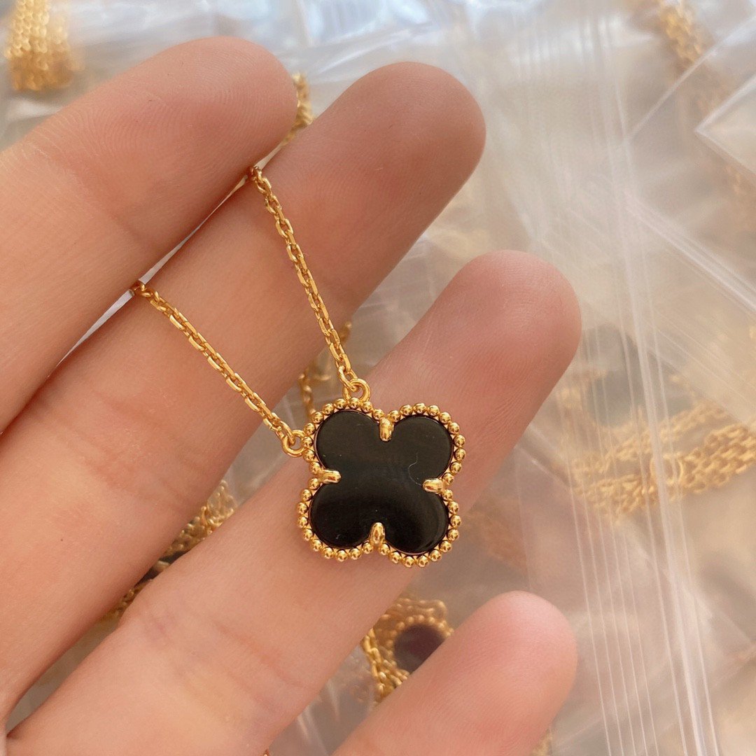 Quality Upgrade Van Cleef Arpels Necklace with Original Box Accessory 026