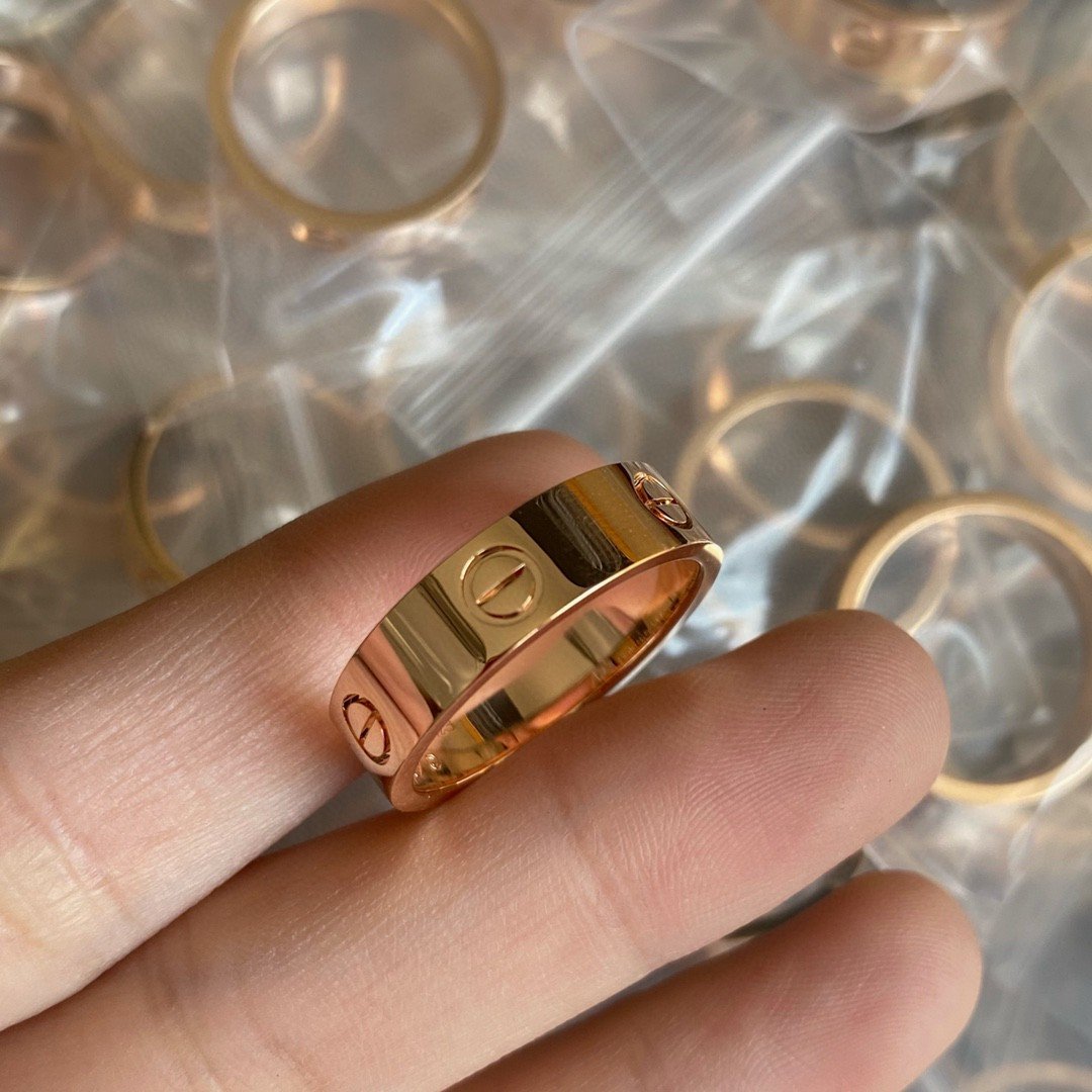 cartier love ring rose gold