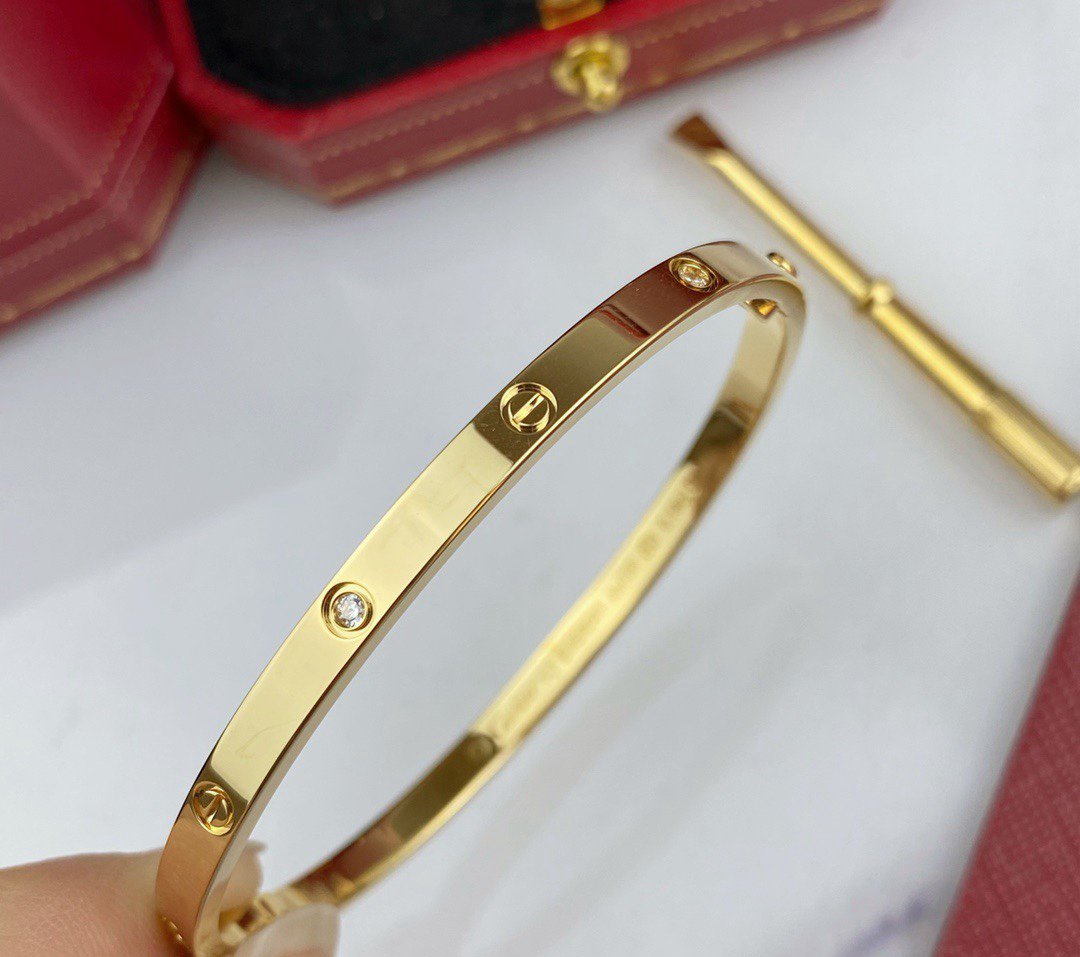 Quality Upgrade Cartier Love Bracelet Small Model 6 Diamonds White Gold ...