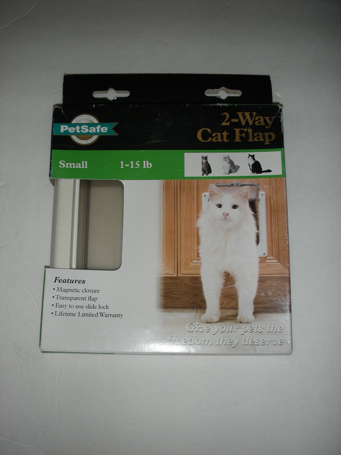 PetSafe 2-Way Cat Flap Pet Dog Door Small 1-15lb. New