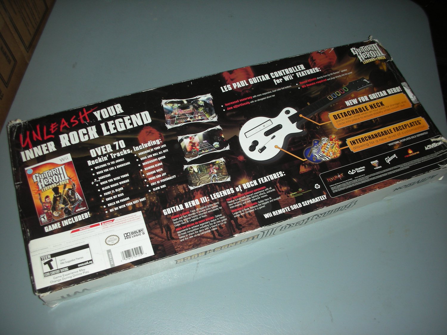 Nintendo Wii Guitar Hero III 3 Game and Les Paul Gibson Activision Red