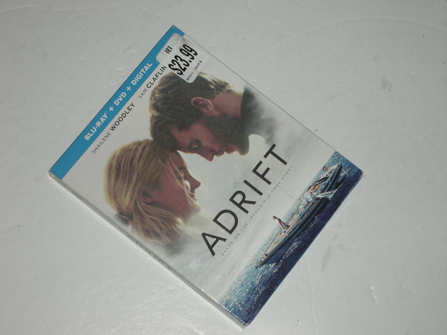 Adrift Blu-Ray + DVD + Digital True Story/Romance/Adventure/Drama Sam Claflin Shailene Woodley