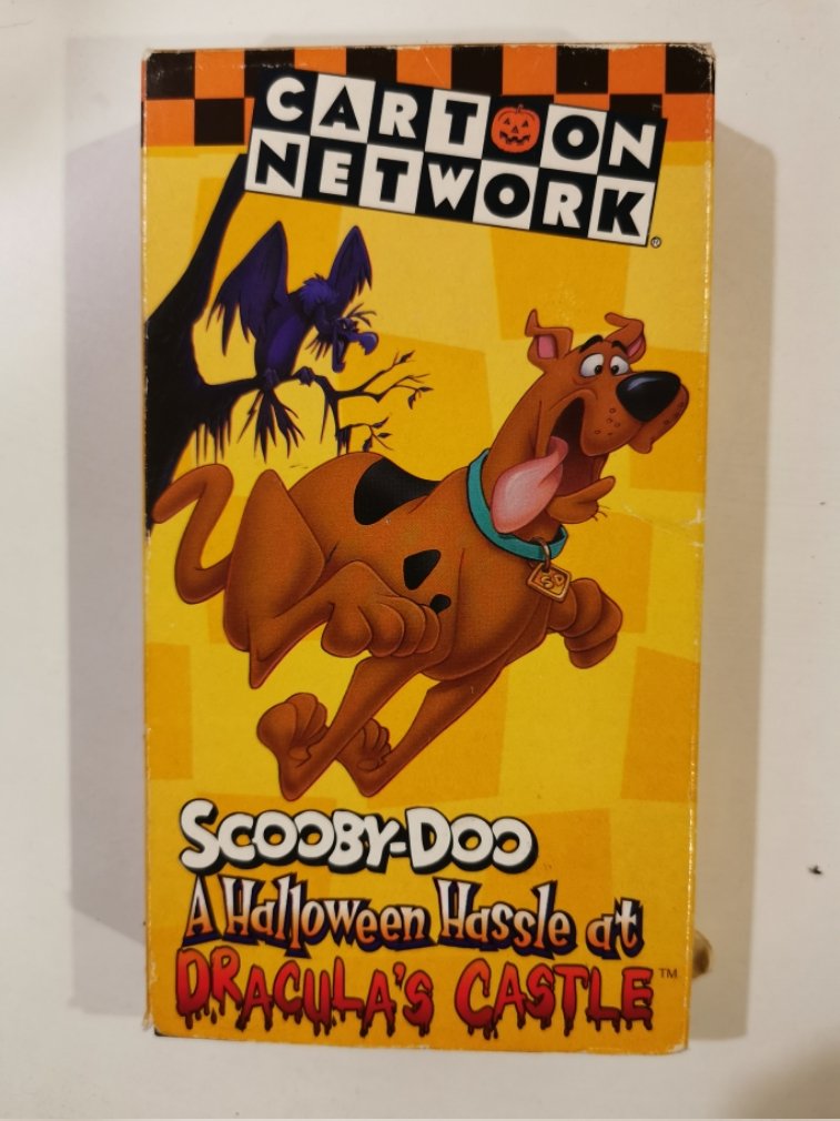 VHS - Scooby-Doo: A Halloween Hassle at Dracula's Castle - Used