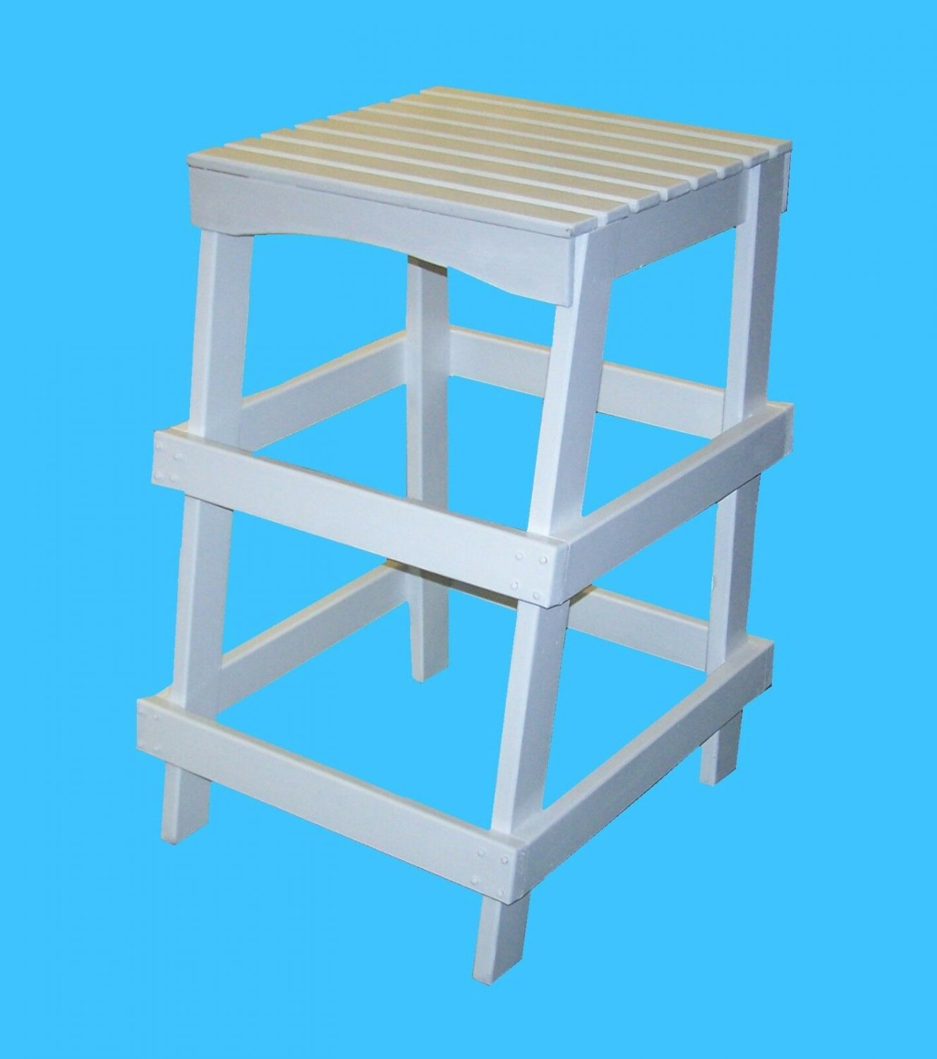 ADIRONDACK STYLE LIFEGUARD CHAIR TABLE