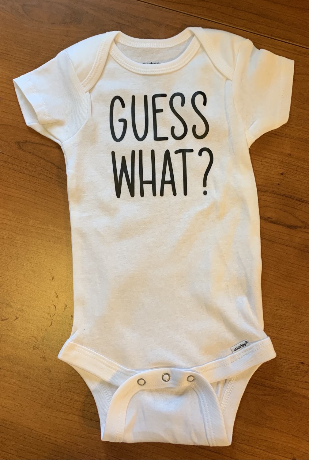 Baby Onesie GUESS WHAT 912 months
