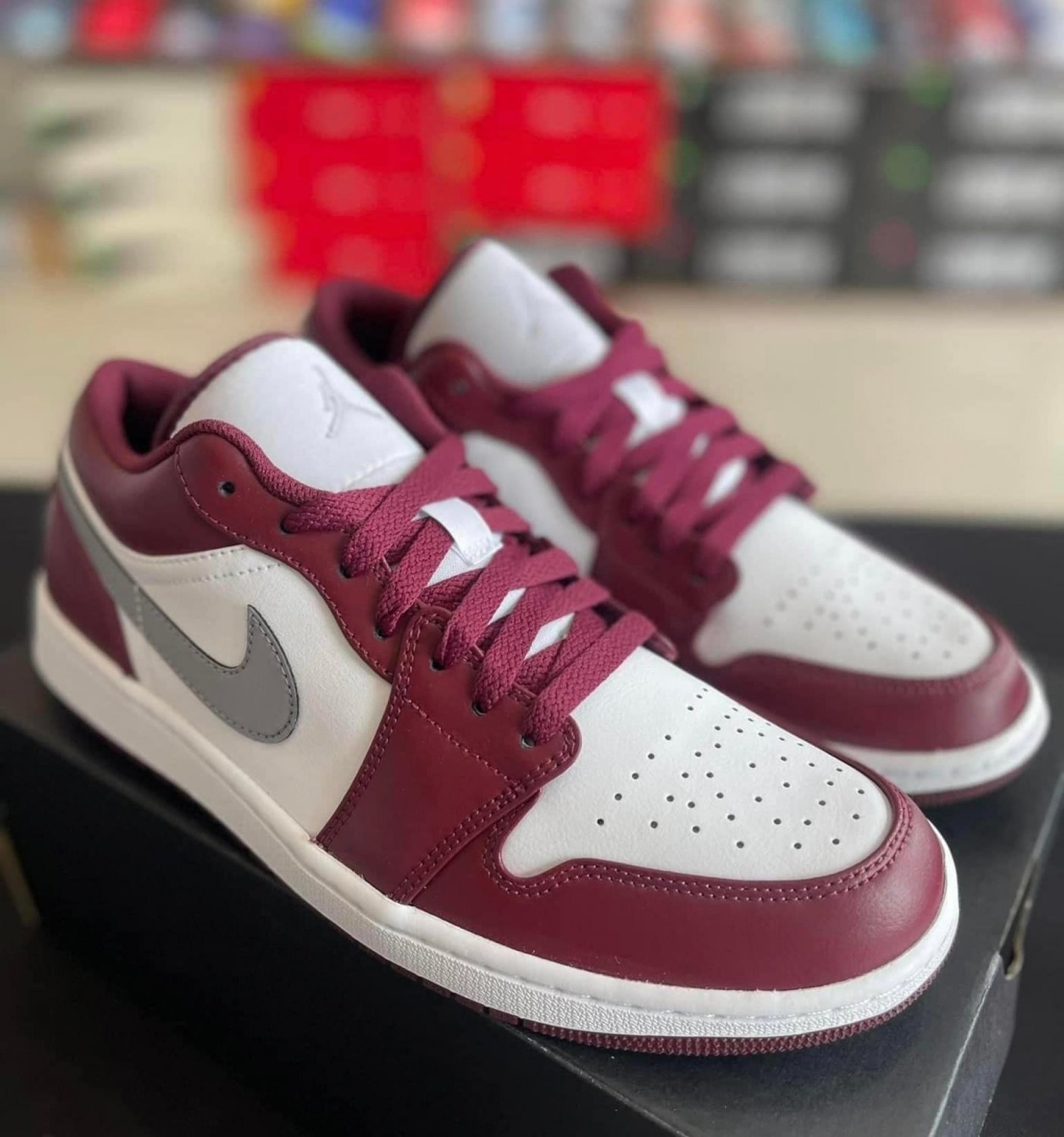 Air Jordan 1 Low 'Bordeaux'
