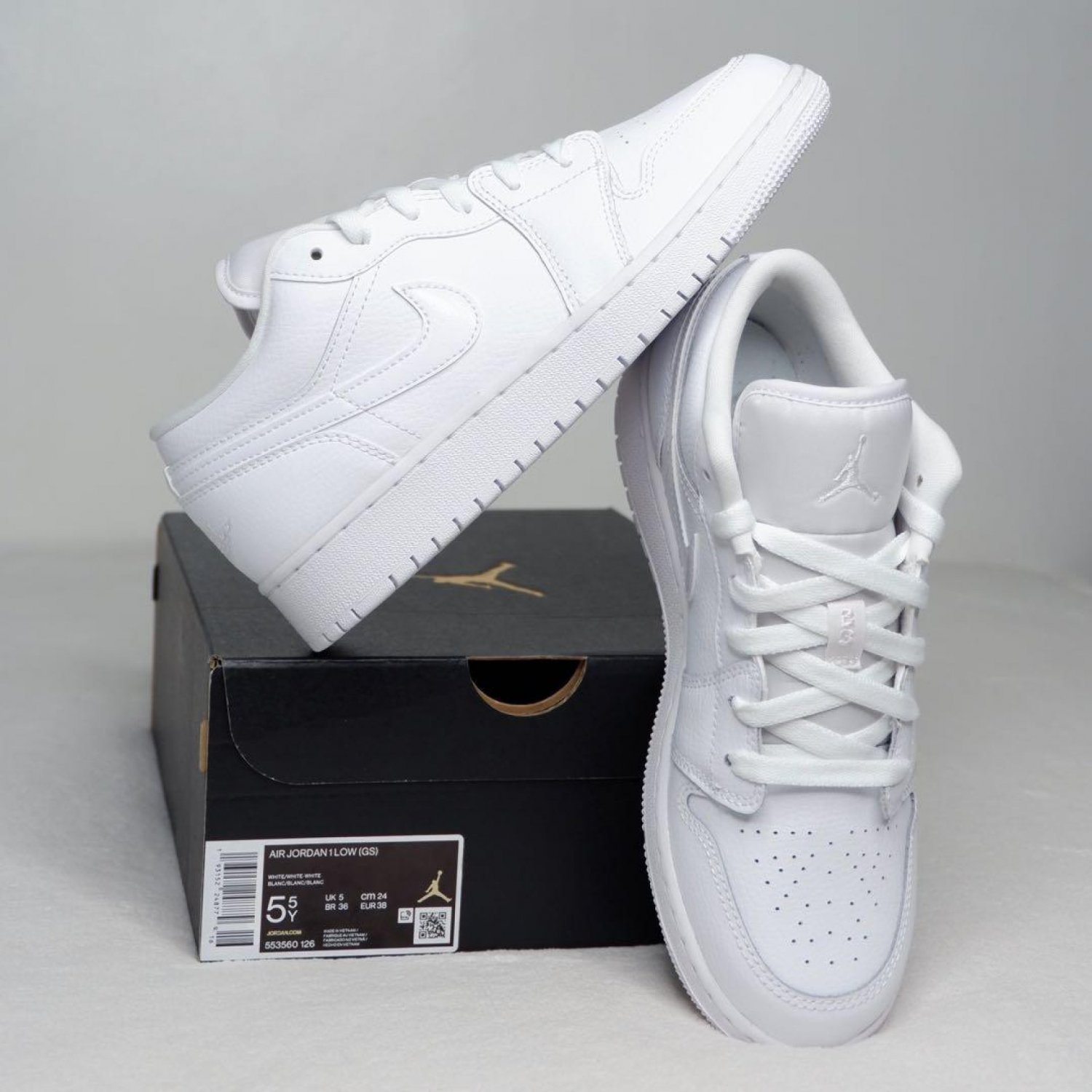 Air Jordan 1 Low Triple White