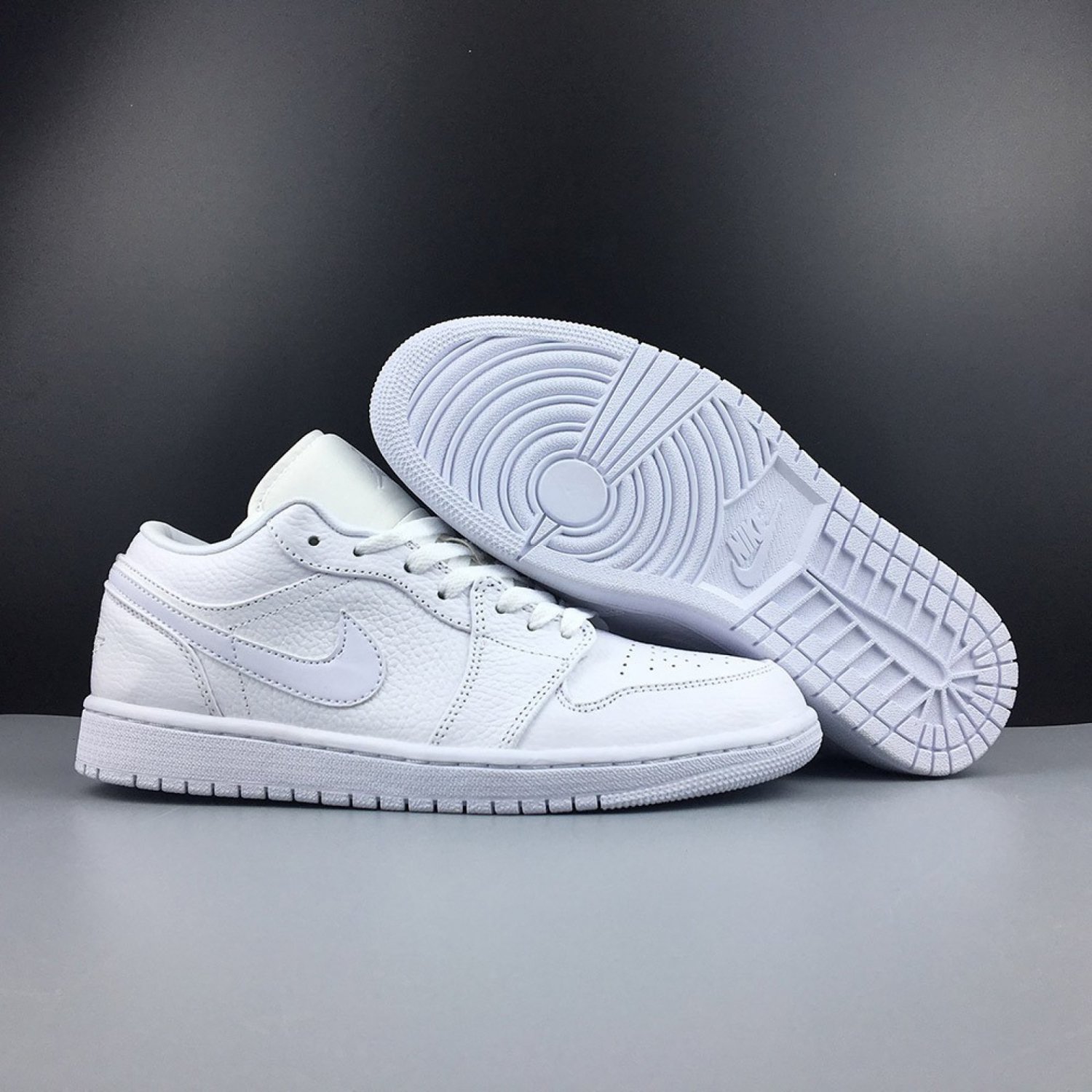 Air Jordan 1 Low 'Triple White'