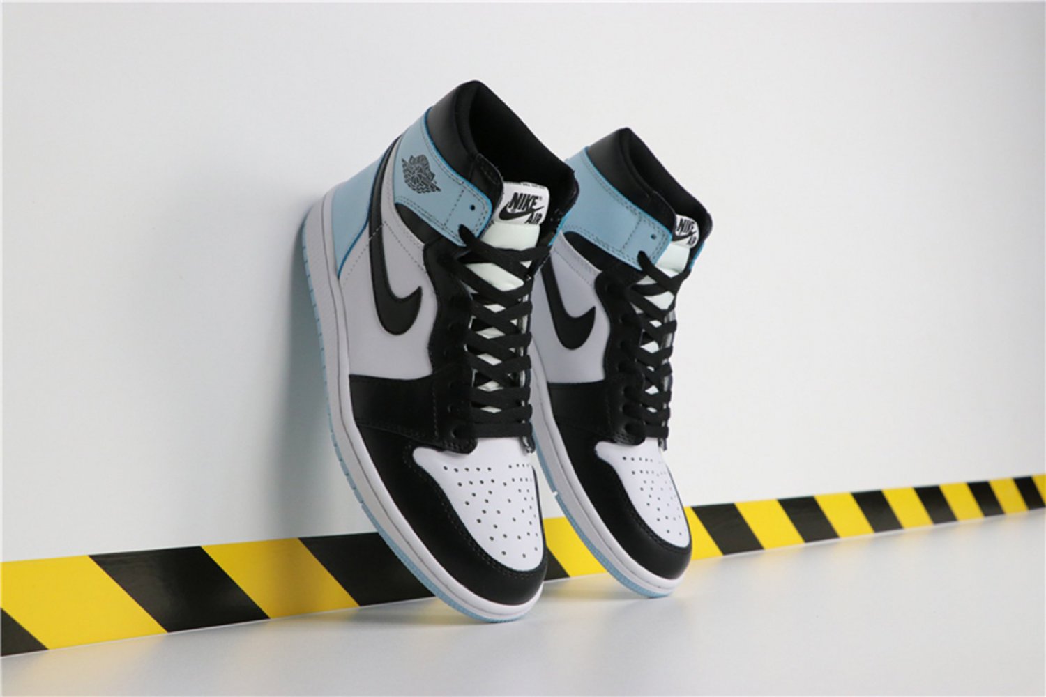Air Jordan 1 Retro High OG NRG &acirc;��Igloo&acirc;�� 861428-100