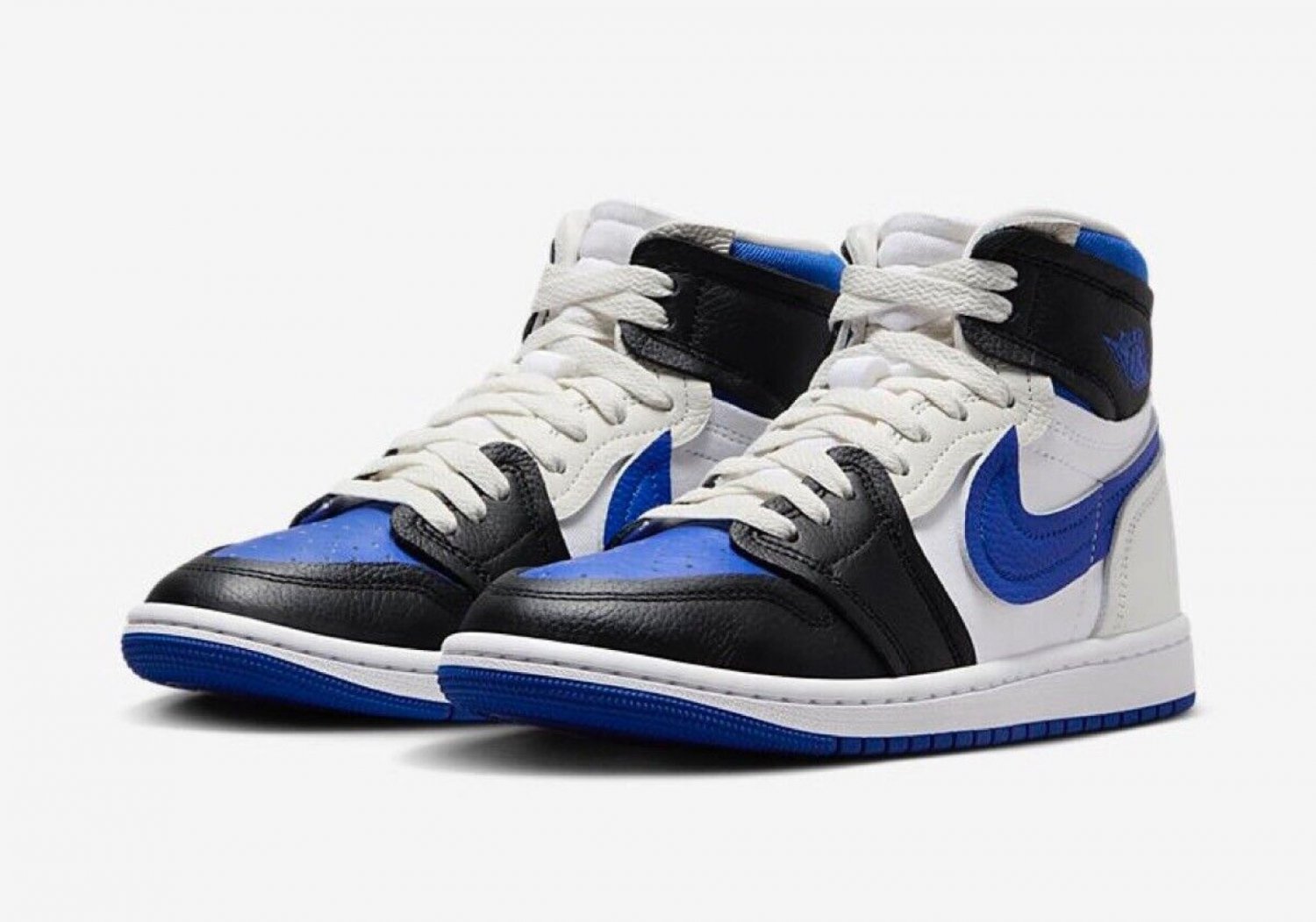 Air Jordan 1 Retro High OG Royal Toe