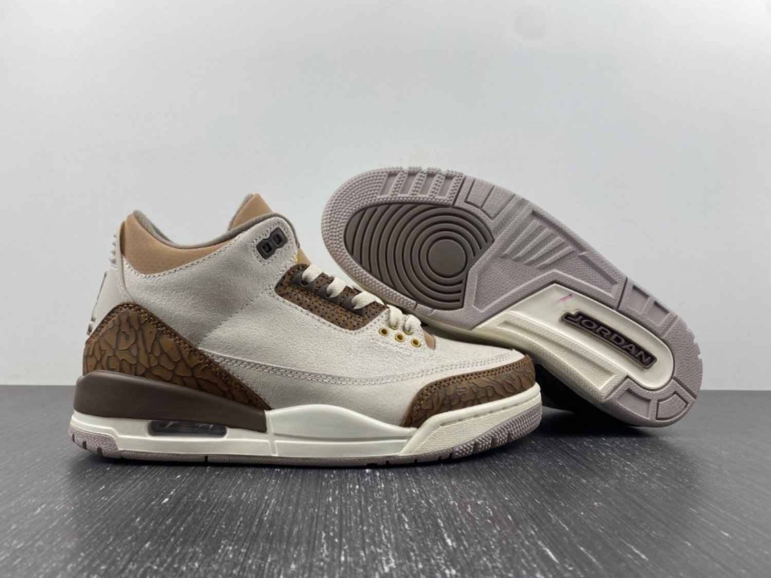 Air Jordan 3 Light Orewood Brown Palomino
