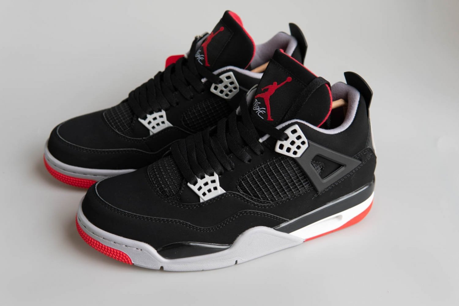 Air Jordan 4 Black Red with box