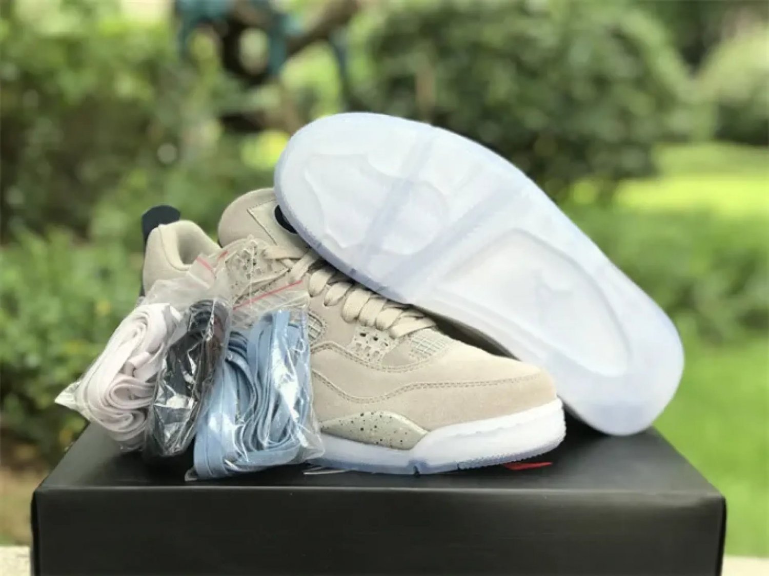 Air Jordan 4 Retro 'Georgetown' PE