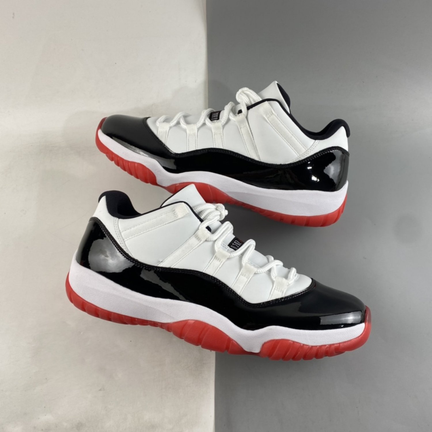 Air Jordan 11 Low White Bred White University Red Black True Red