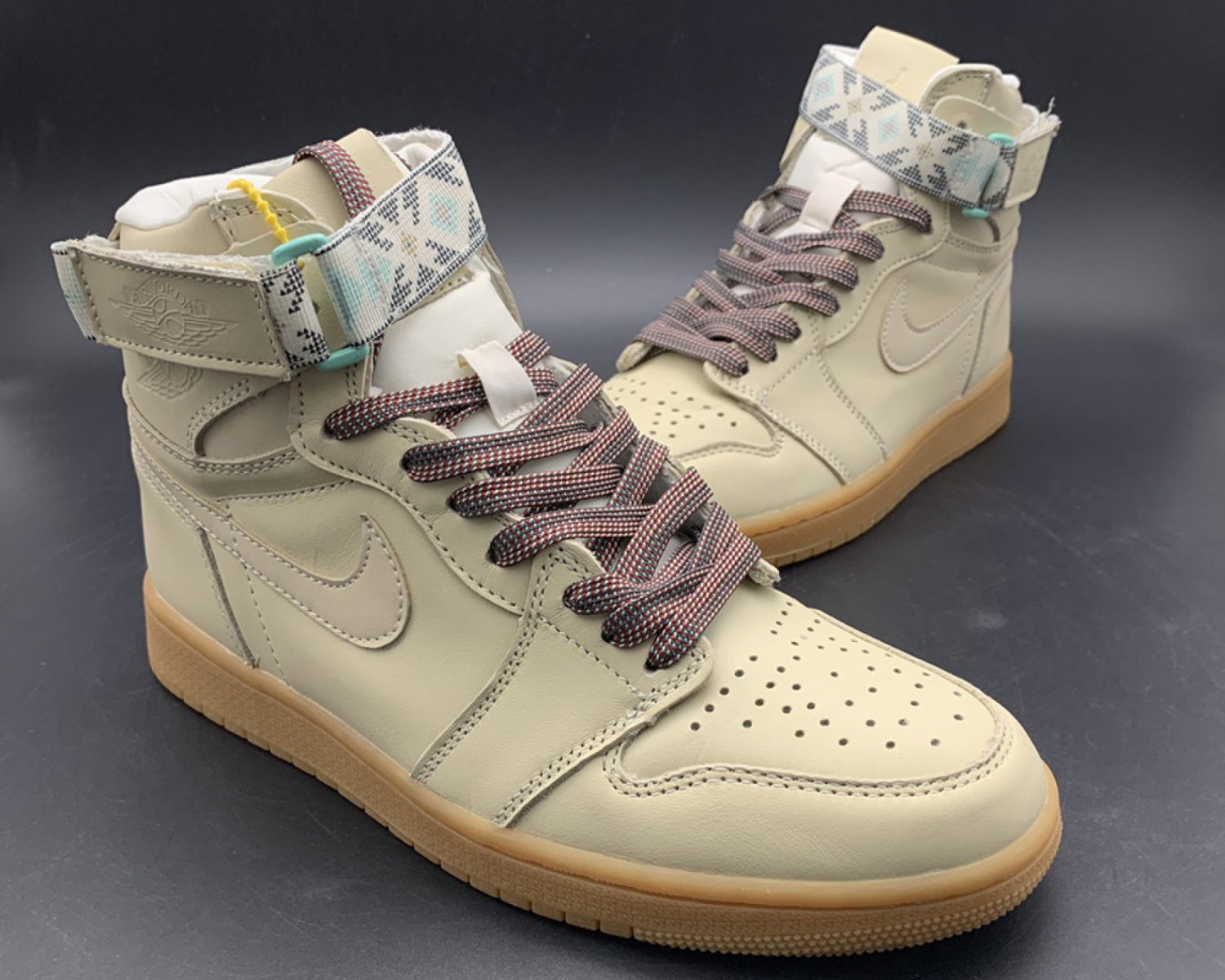 Air Jordan Retro 1 High OG &acirc;��Strap&acirc;�� Light Brown