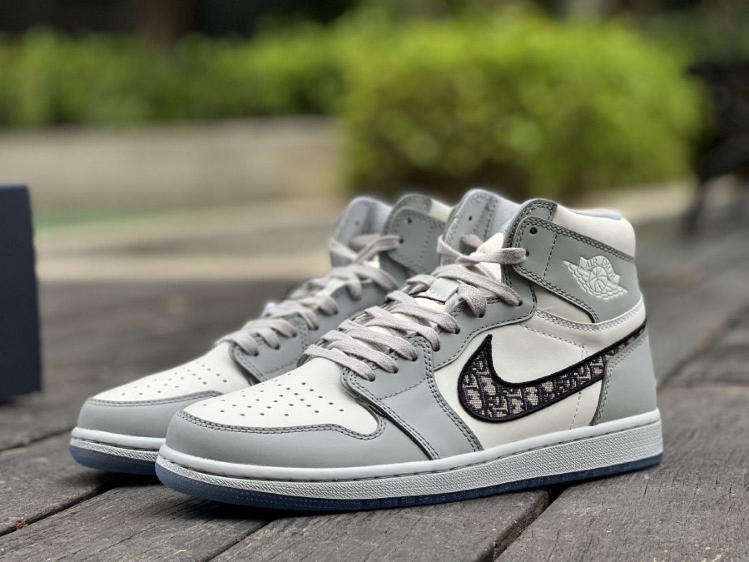 DIOR &Atilde;� Air Jordan 1 High OG CN8607-002