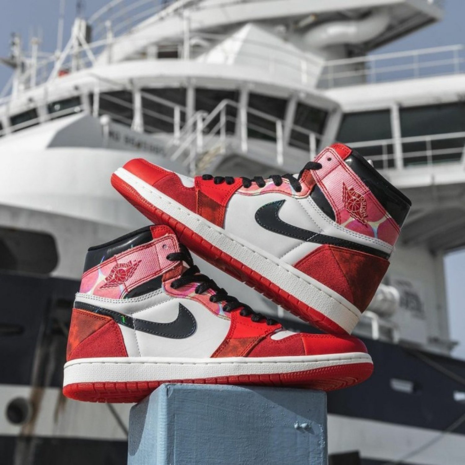 Jordan 1 High Retro &acirc;��Next Chapter&acirc;�� Spider-Man