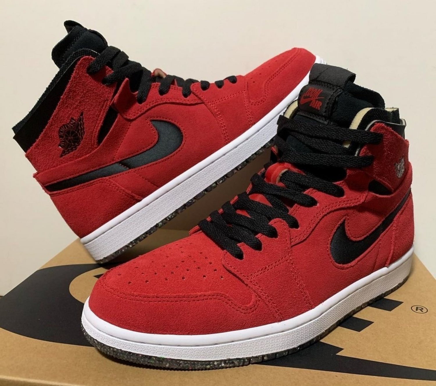 Jordan 1 High Zoom Air CMFT Red Suede