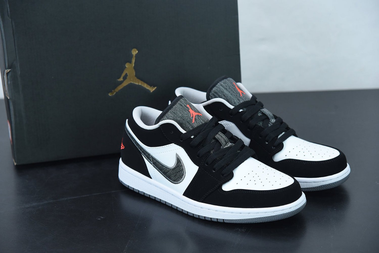Jordan 1 Low Black White Wolf Grey Infrared 23