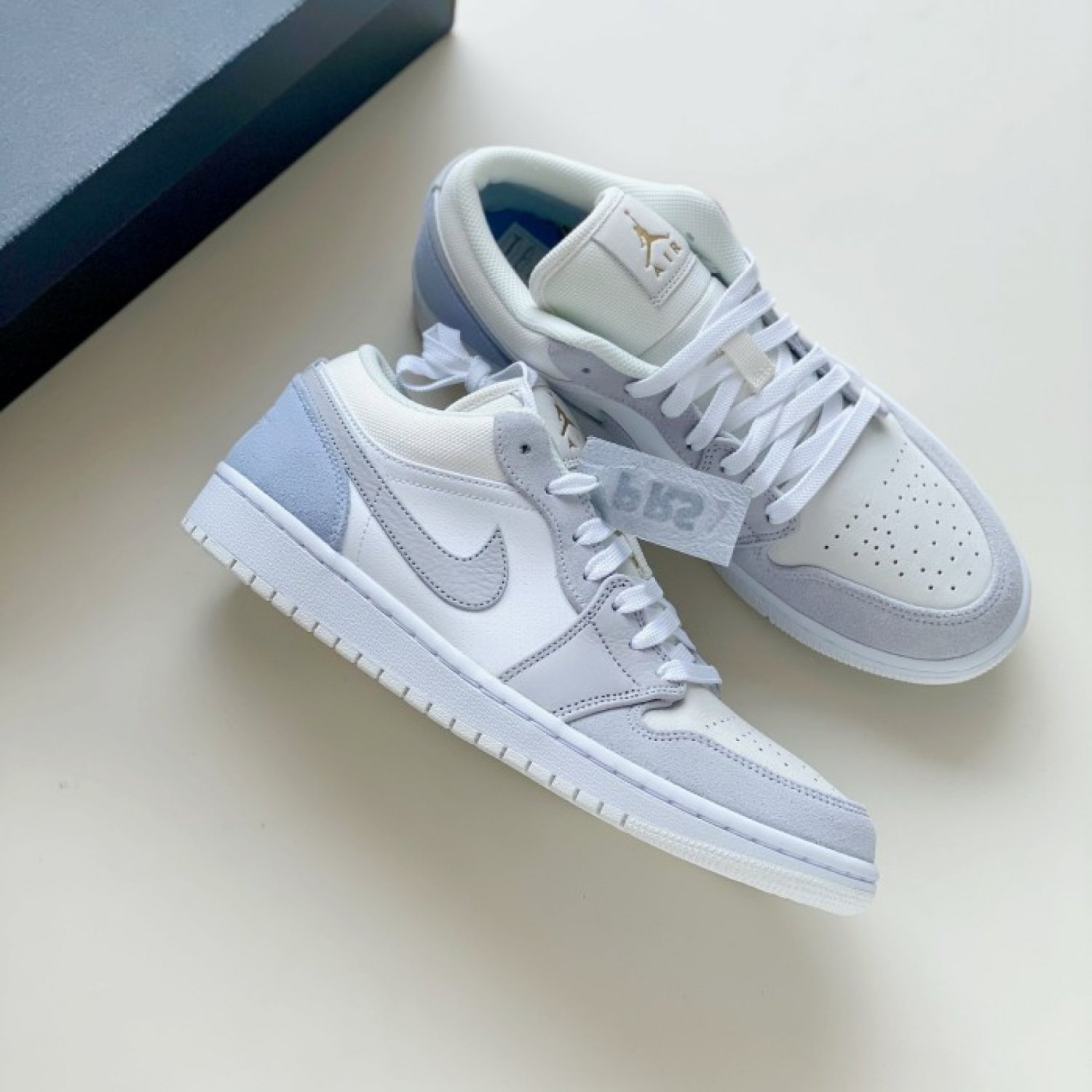 Jordan 1 Low Paris