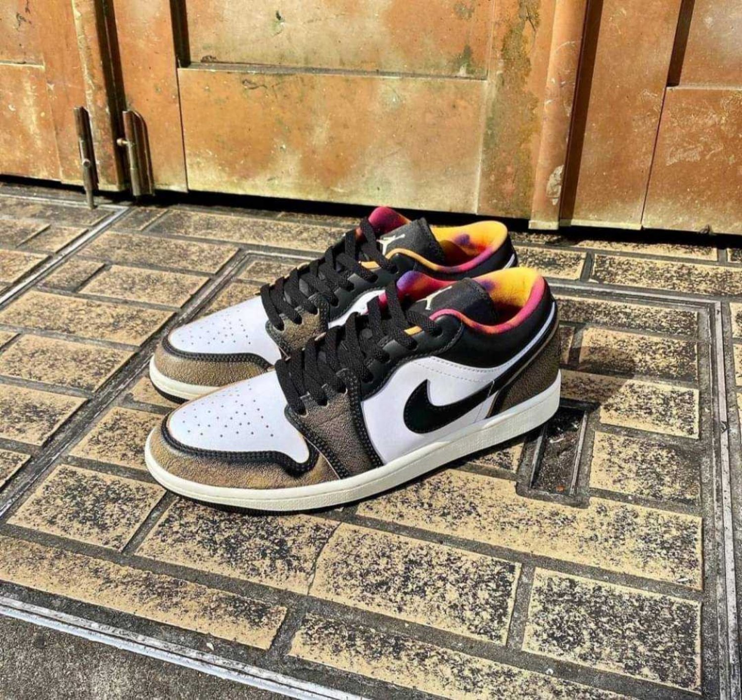 Jordan 1 Low SE Wear Away