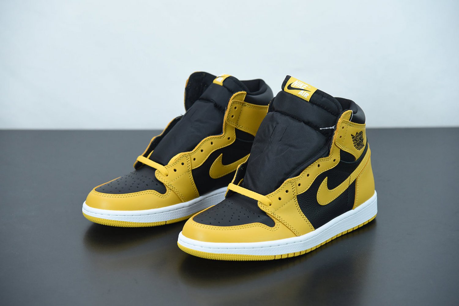 Jordan 1 Retro High Pollen