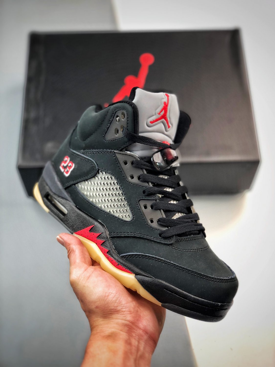 Jordan 5 Retro Gore-Tex Off Noir