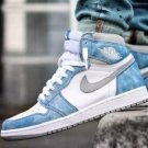 Nike Air Jordan 1 Mid Hyper Royal