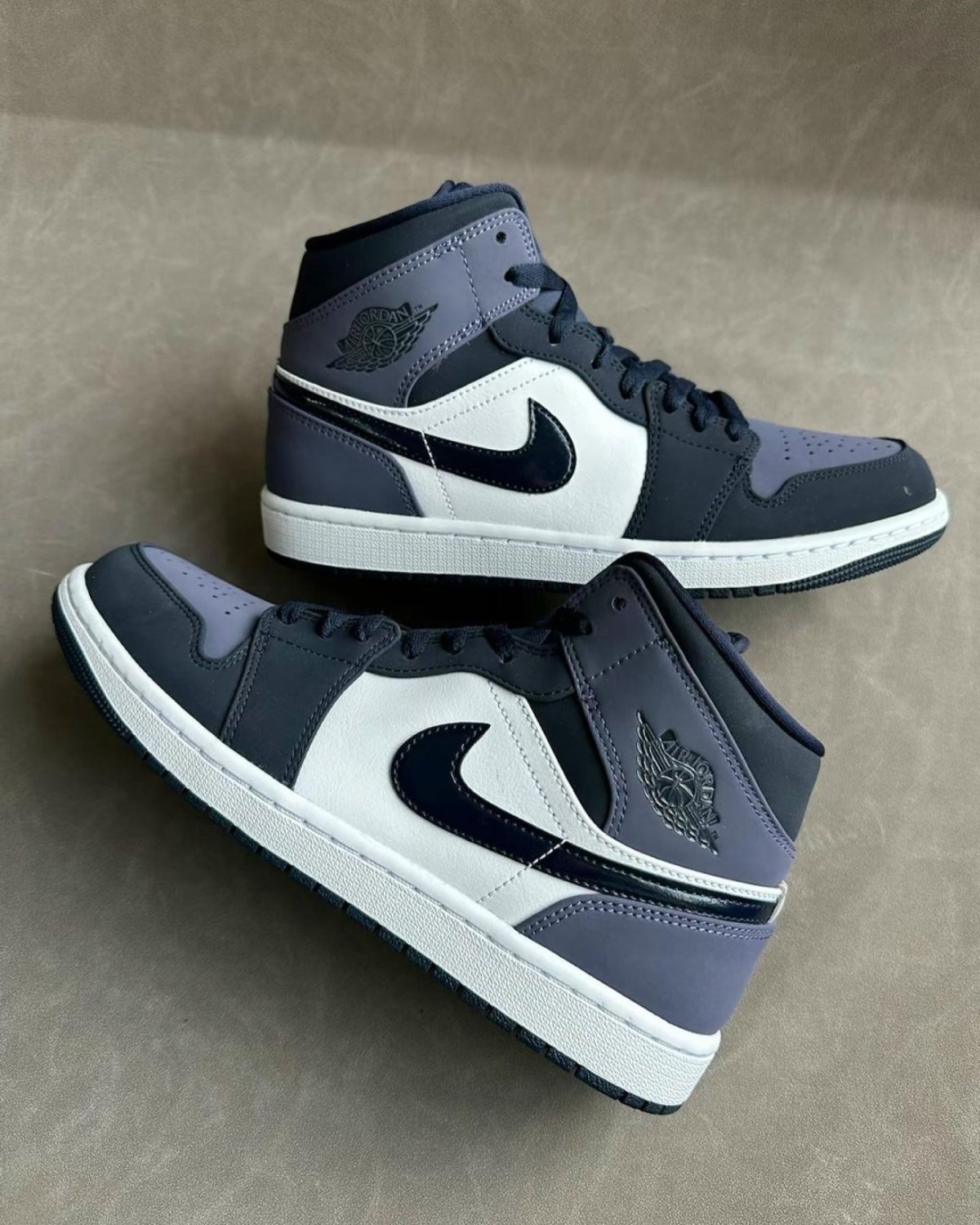 Nike Air Jordan 1 Mid 'Sanded Purple'