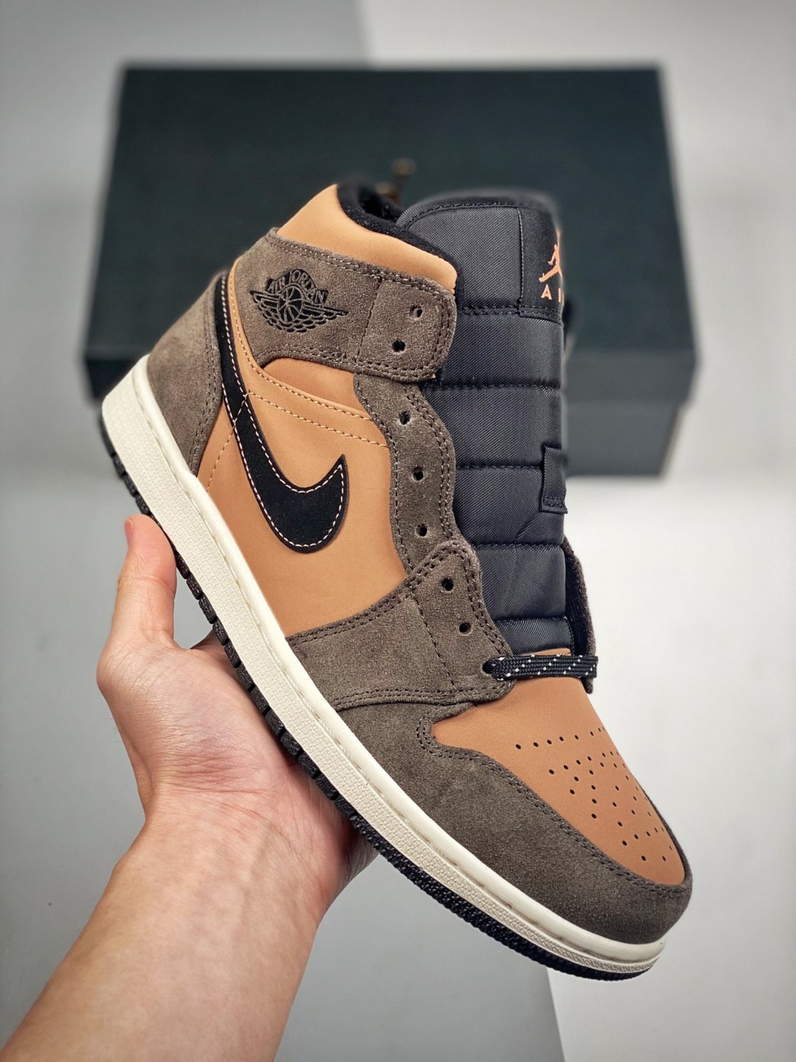 Nike Air Jordan 1 Mid SE Dark Chocolate