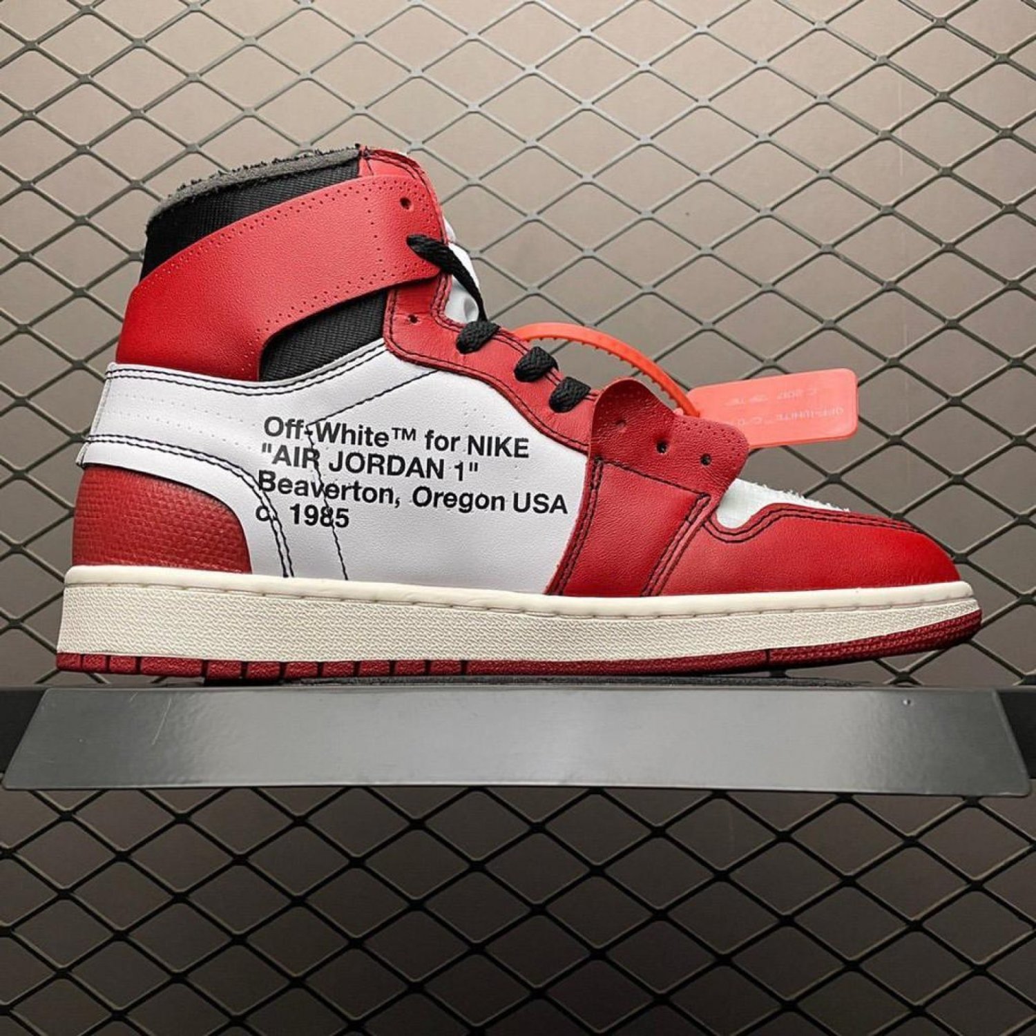 Nike Air Jordan 1 Retro High Off - White Chicago