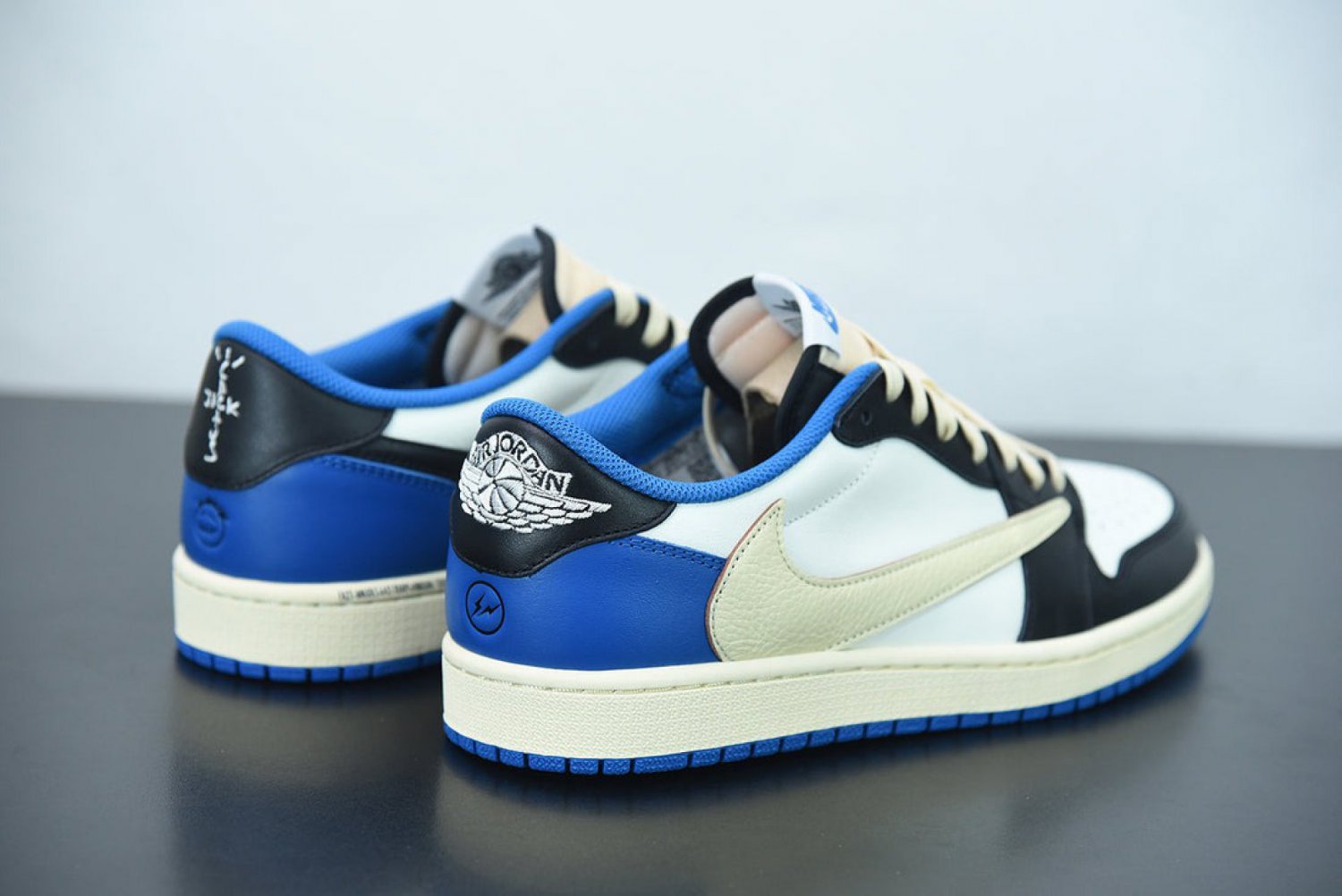 Nike Air Jordan 1 Retro Low OG SP Fragment X Travis Scot
