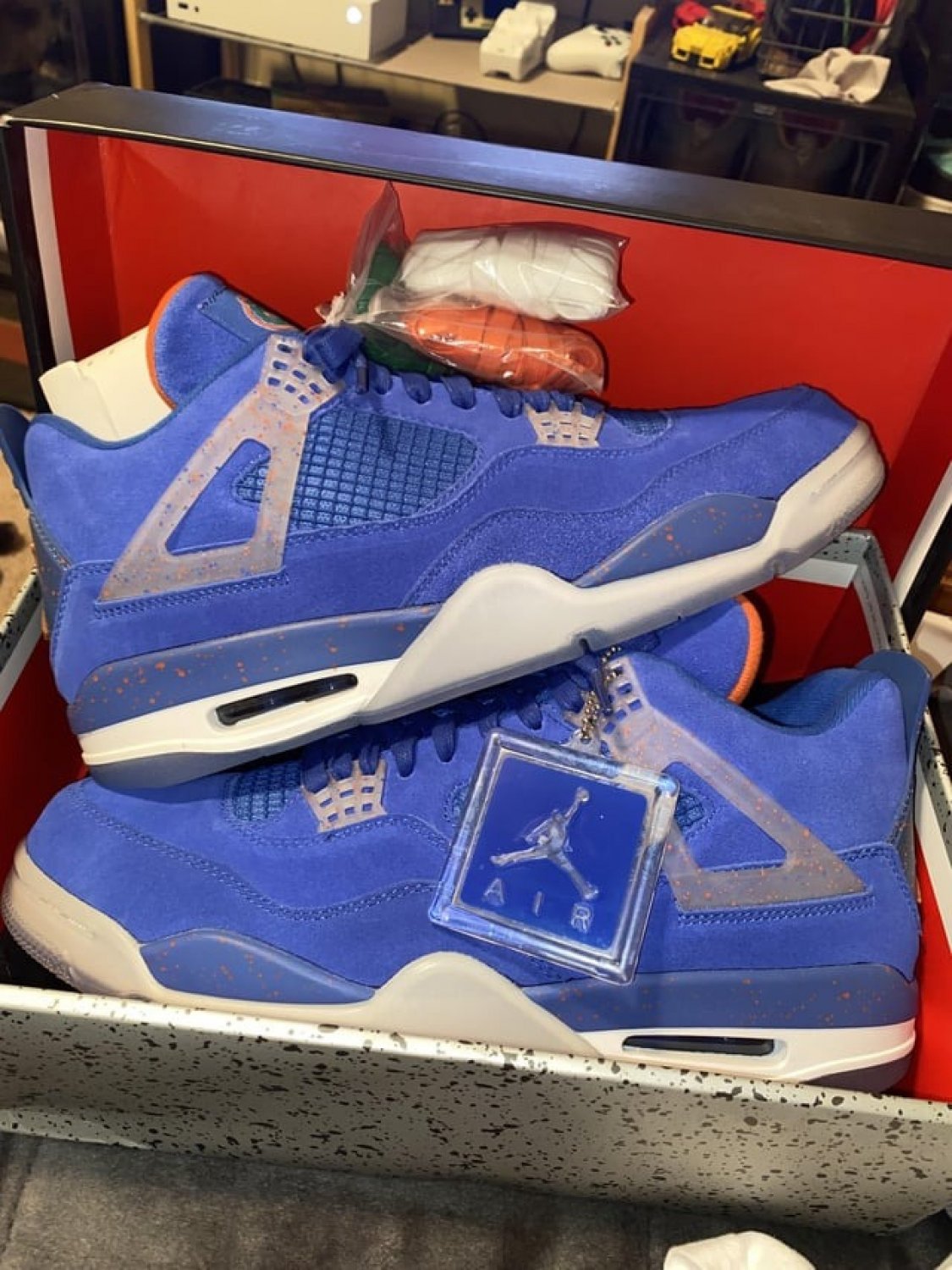 Nike Air Jordan 4 Retro PE &acirc;��Florida Gators&acirc;��