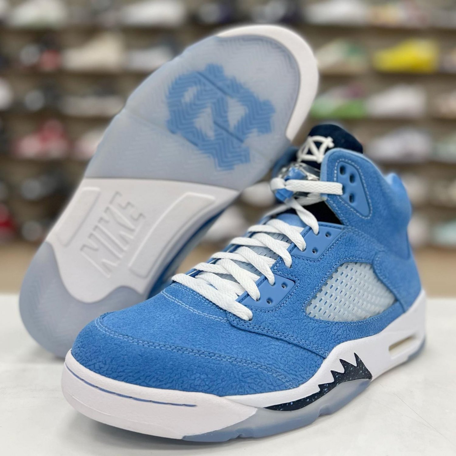 Nike Air Jordan 5 Retro PE &acirc;��UNC Tar Heels&acirc;��