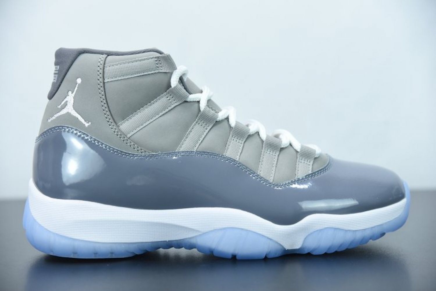 Nike Air Jordan 11 Retro Cool Grey Sneakers CT8012-005