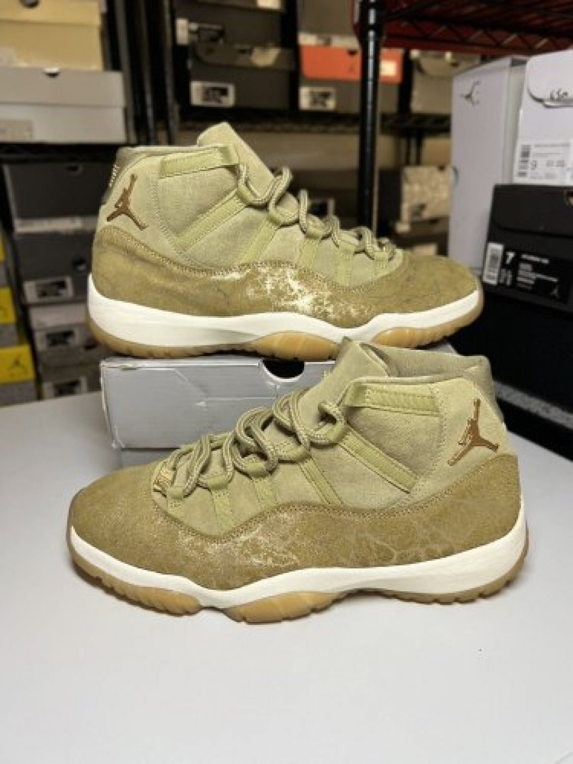 Nike Air Jordan 11 Retro Neutral Olive Sneakers AR0715-200