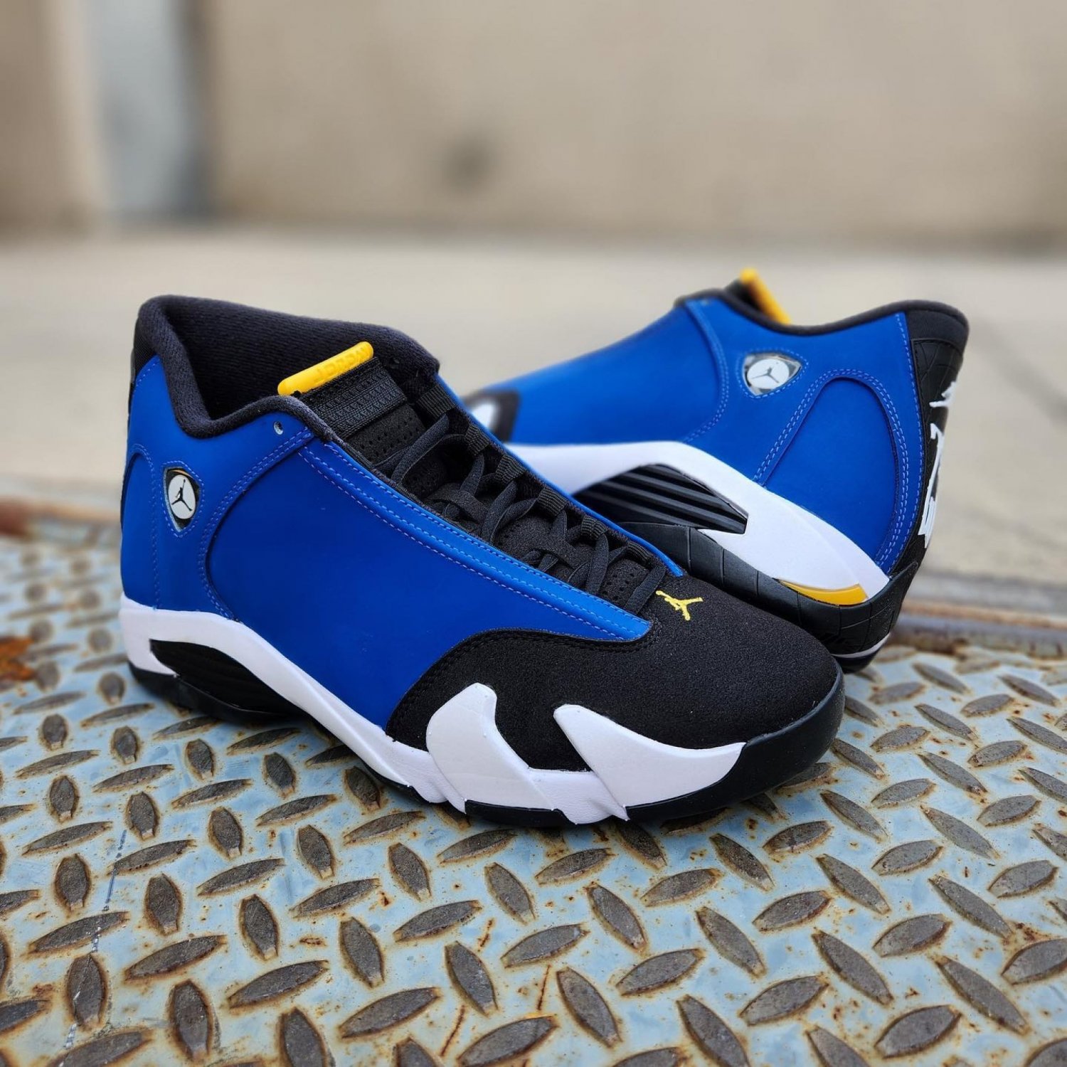 Nike Air Jordan 14 &acirc;��Laney&acirc;��