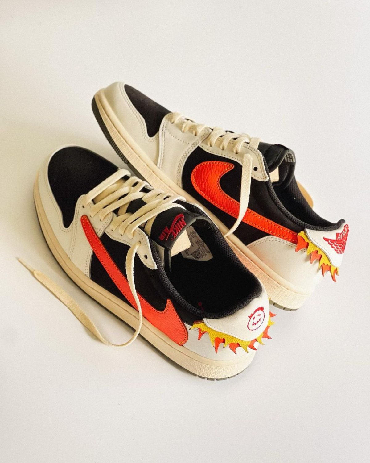 &acirc;��La Flame&acirc;�� Air Jordan 1 Low Utopia