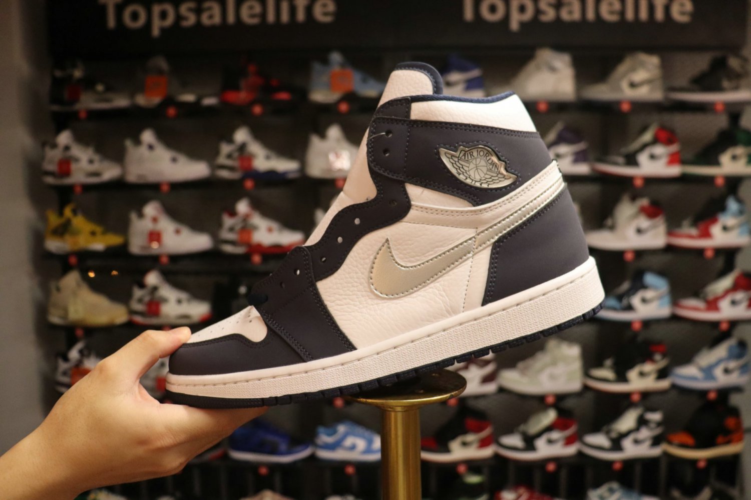 Air Jordan 1 Retro High COJP Midnight Navy (2020)